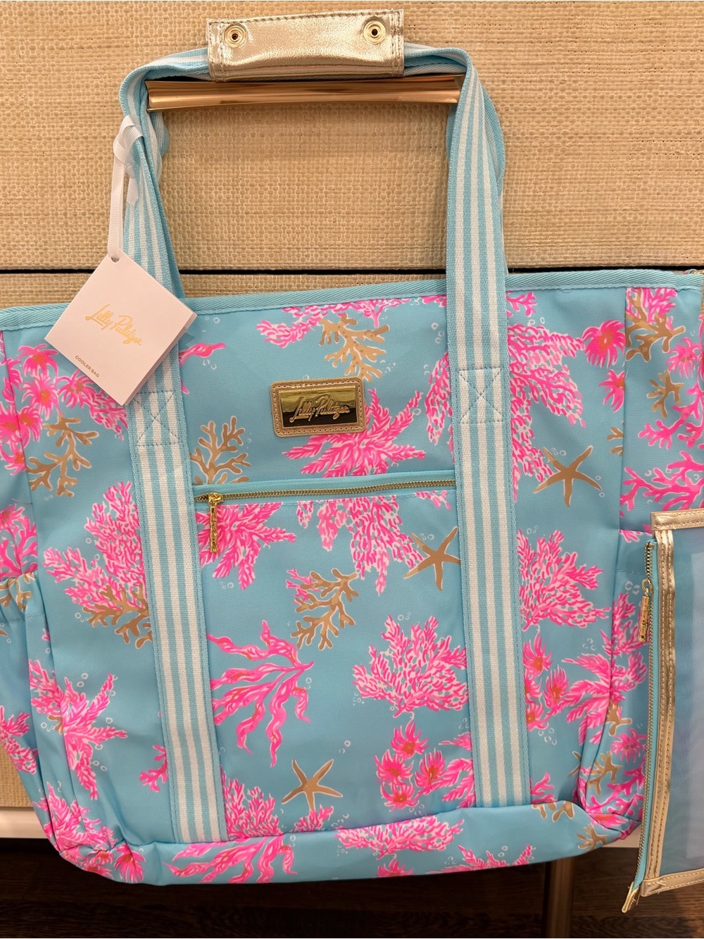 NWT Lilly Pulitzer Cooler Bag, Royal Coral with Strap and Mesh Pouch - Picture 2 of 4